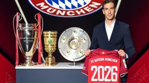 足球魅力：超越视觉，彰显毅力和奋斗精神